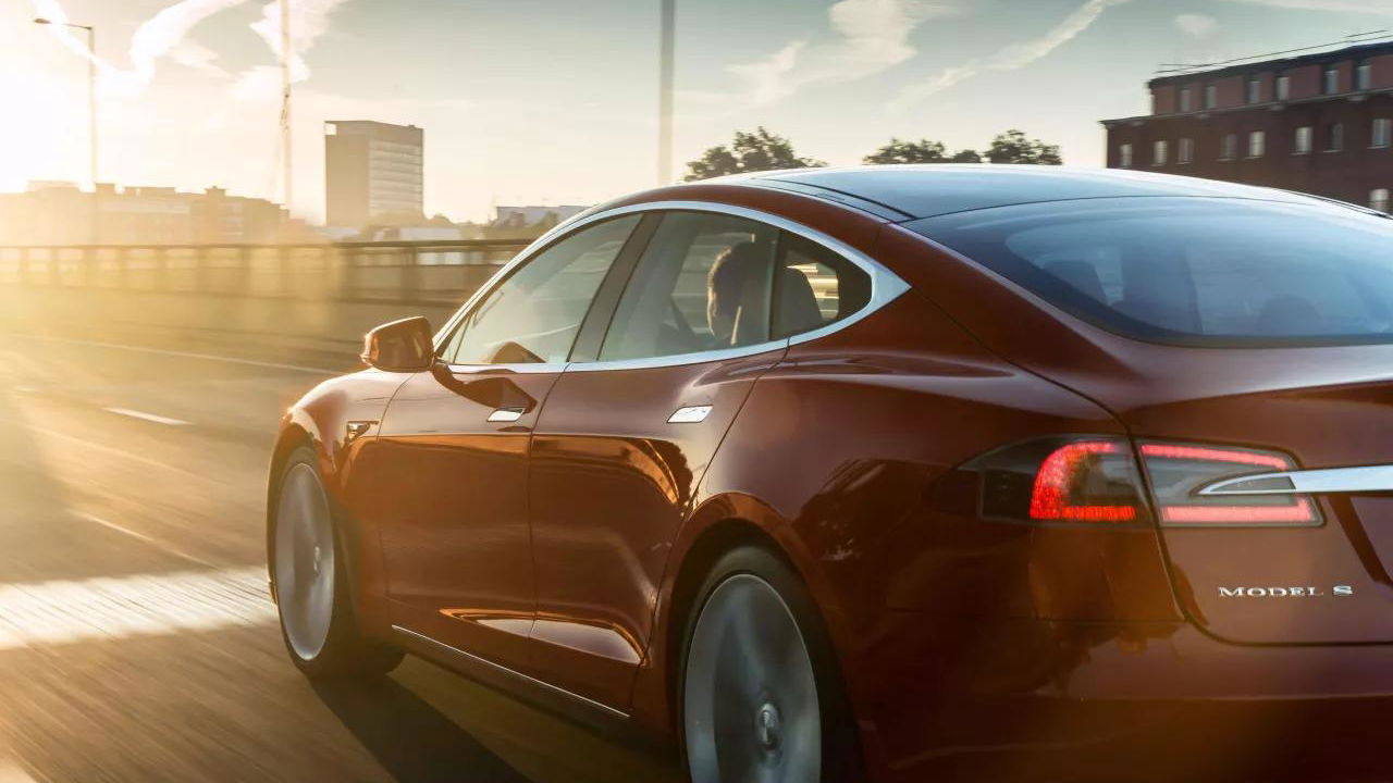 Even The Slowest Versions Of The Tesla Model S Are Now Seriously Fast