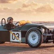 How Morgan Builds a £120k Supersport Out of Wood