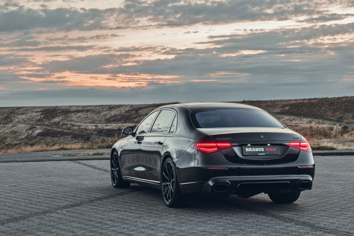 The Brabus 850 Is A Mercedes-Maybach S-Class With 838bhp And Anger Issues