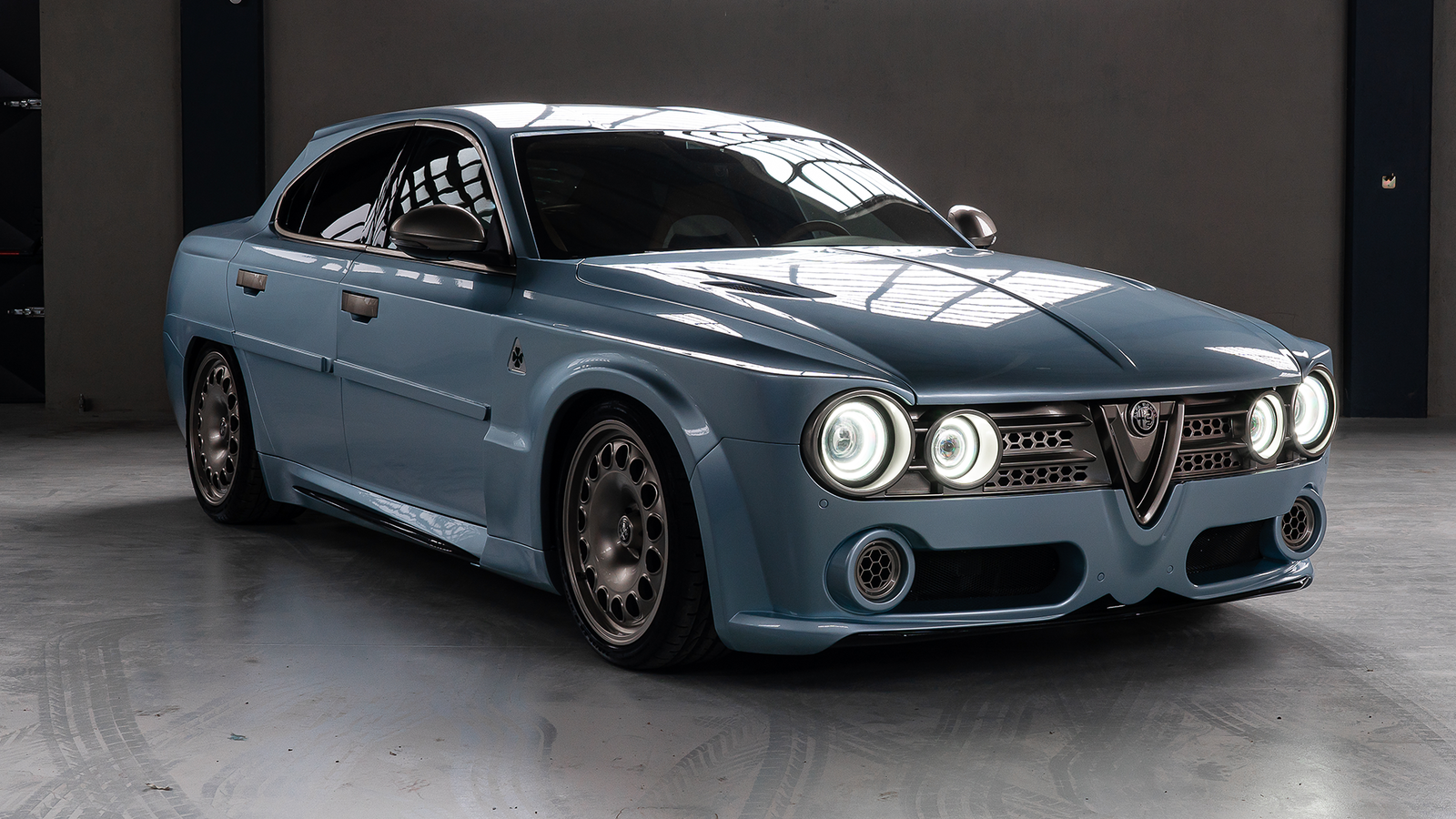 This Forgotten Lagonda Concept Is Heading To Auction
