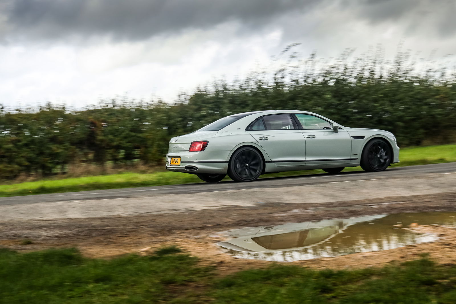 Bentley Flying Spur Speed Edition 12 - driving