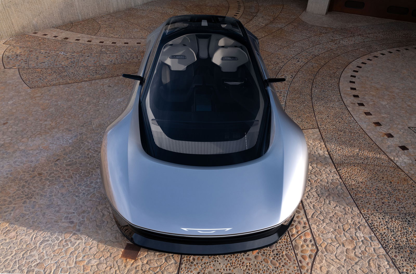 Chrysler Halcyon - overhead front view