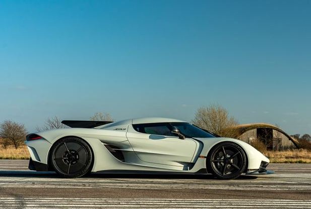 2024 Koenigsegg Jesko Absolut - side