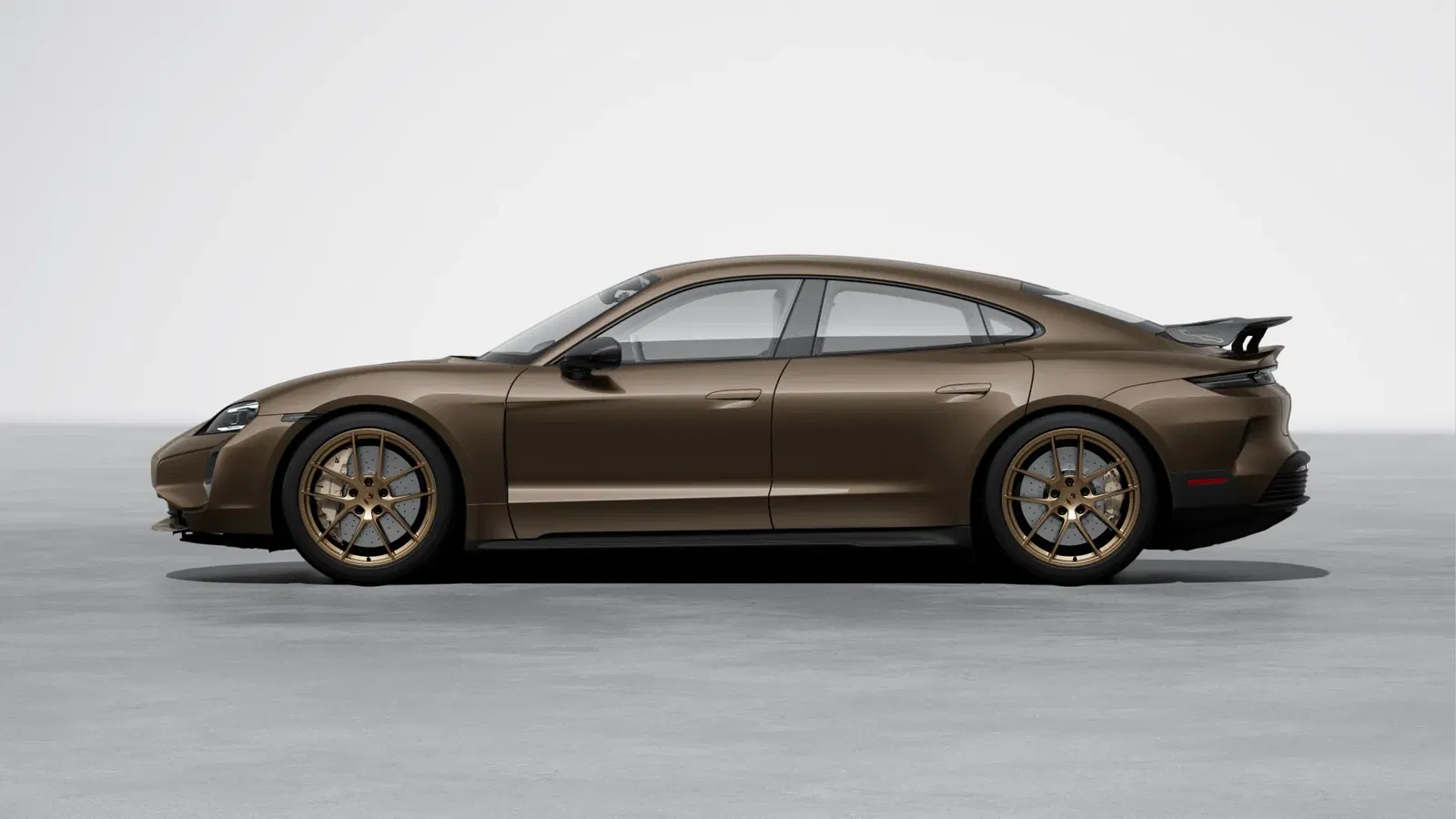 Porsche Taycan Turbo GT in Chestnut Brown Metallic