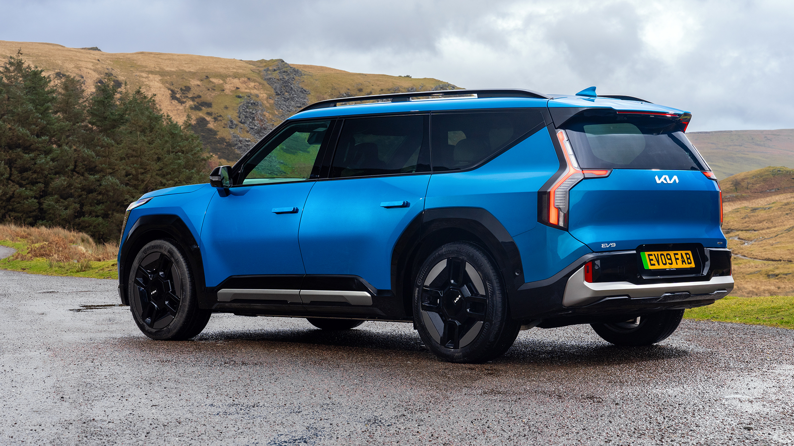 Kia EV9, rear 3/4, static