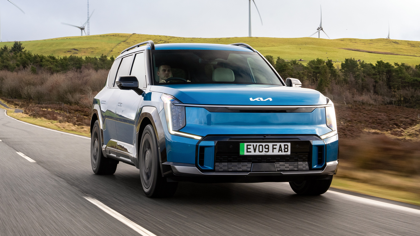 Kia EV9, front 3/4, driving