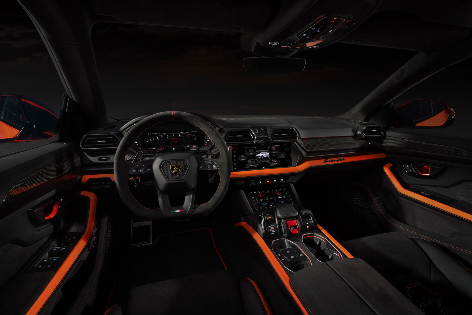 Lamborghini Urus SE - interior