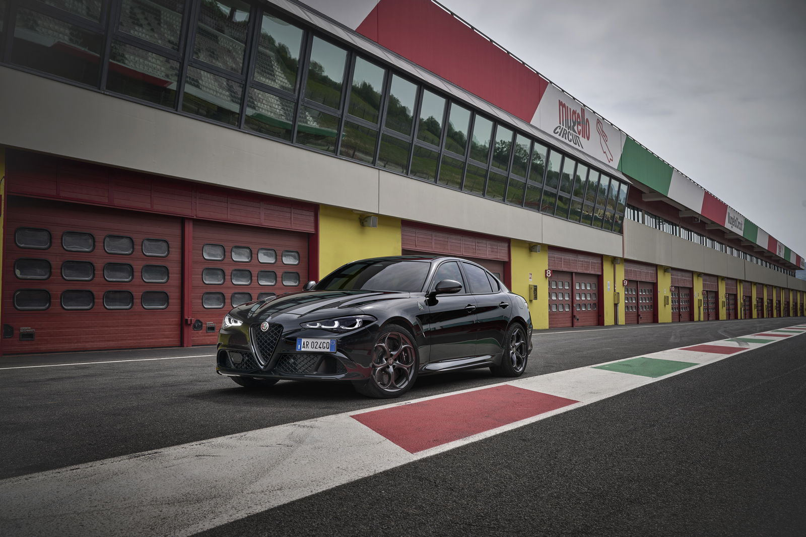 Alfa Romeo Giulia Quadrifoglio Super Sport - front