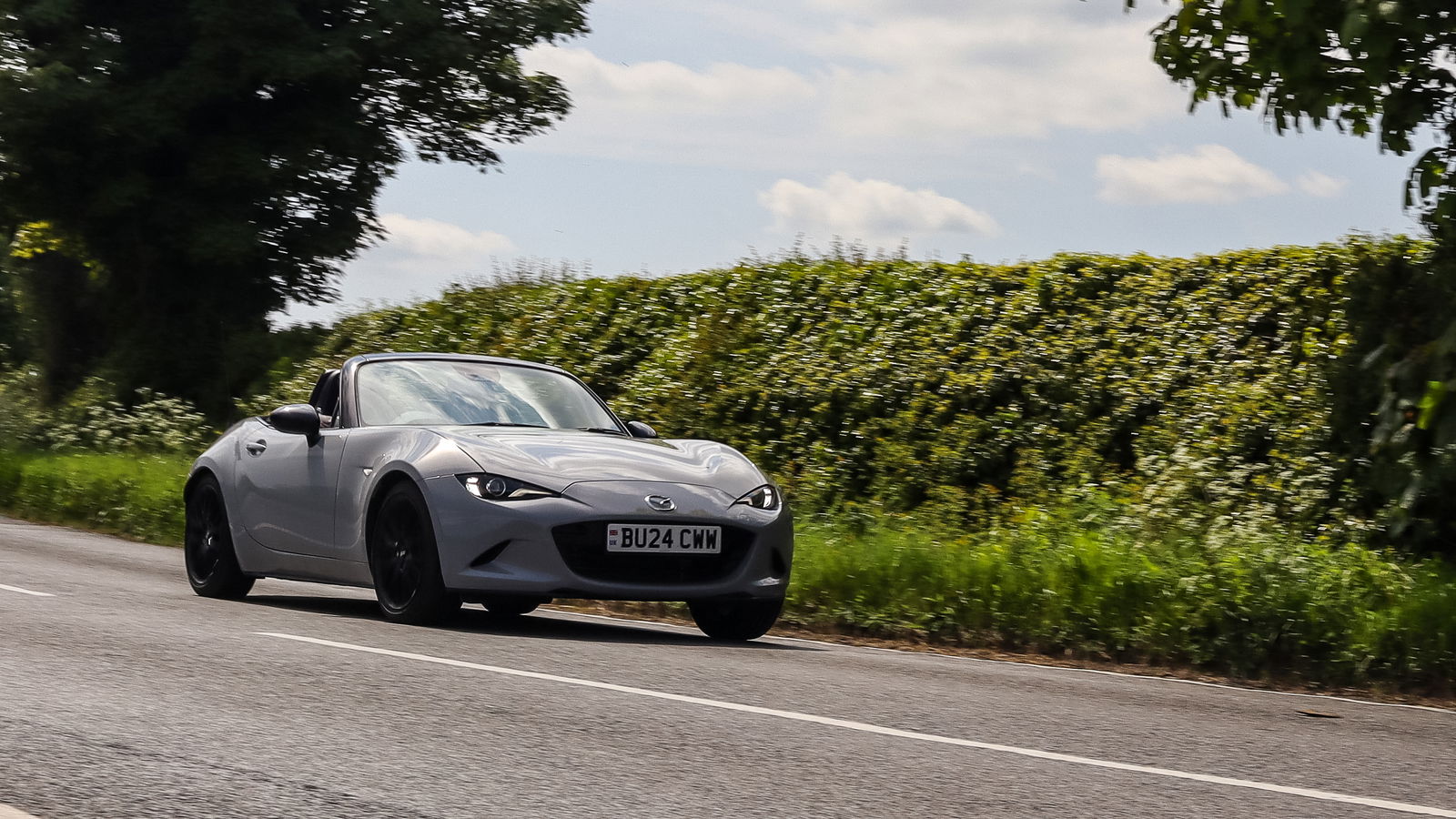 Toyota GR86 vs Mazda MX-5: The Affordable Sports Car’s Last Stand