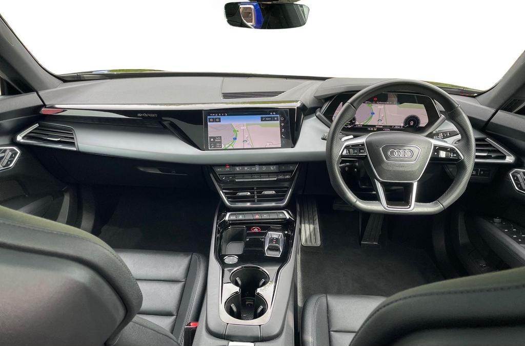 Audi E-Tron GT - interior