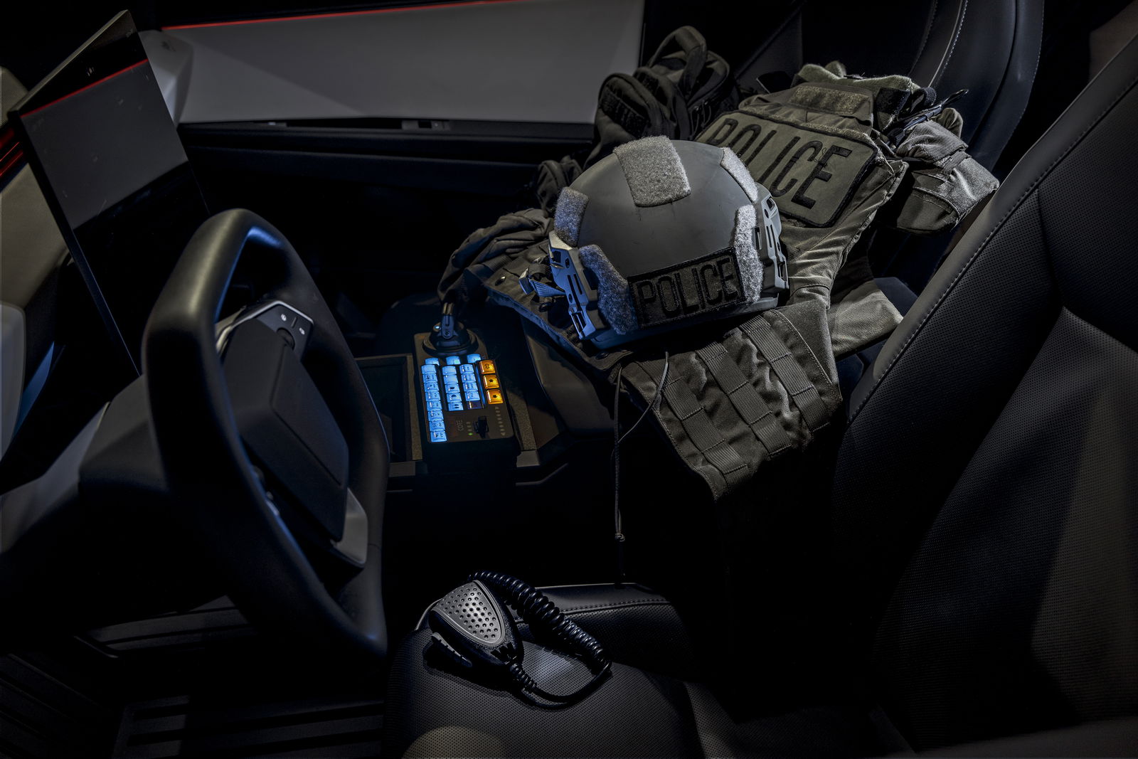 Tesla Cybertruck police car - interior