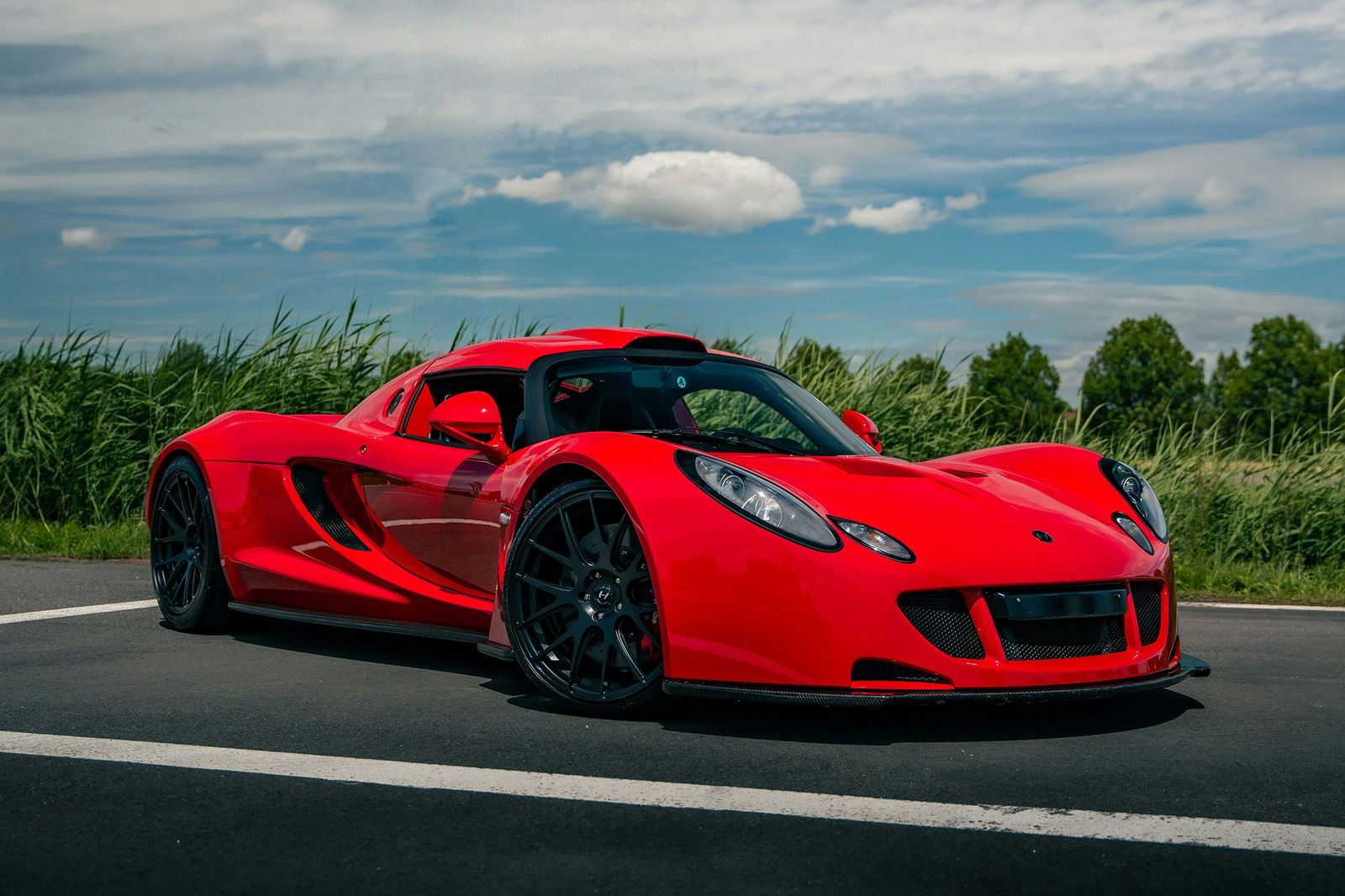 Hennessey Venom GT - front