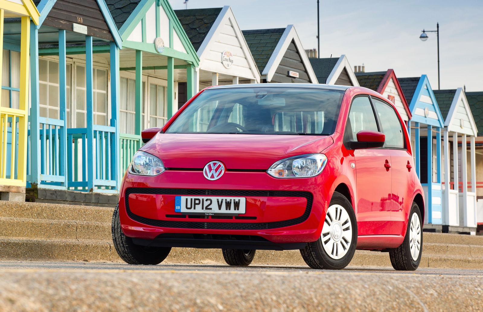Volkswagen up! - front