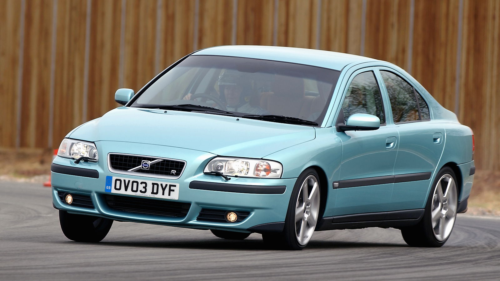Volvo S60 R