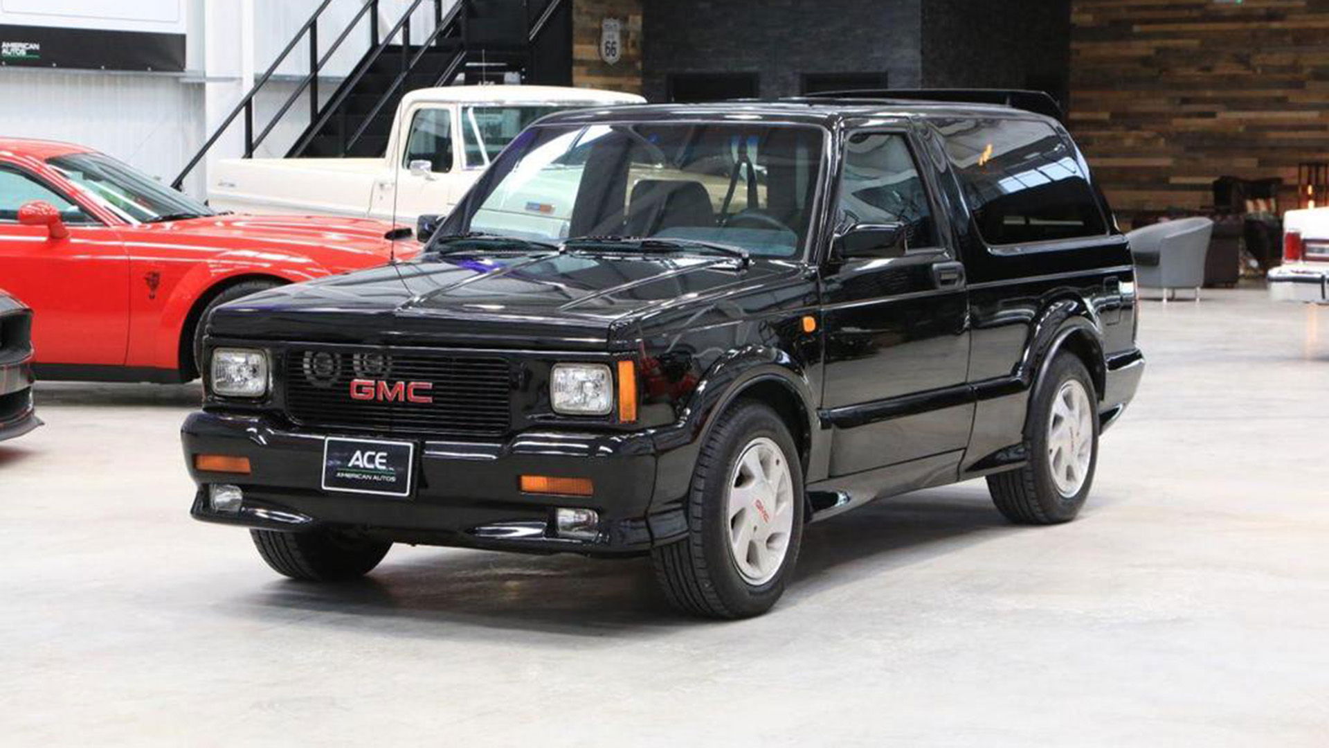 GMC Typhoon, front 3/4