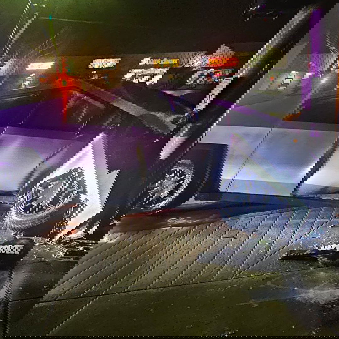 The Tesla Model S P85D Is So Ridiculously Quick It Will Make You Giggle, Swear And Blaspheme