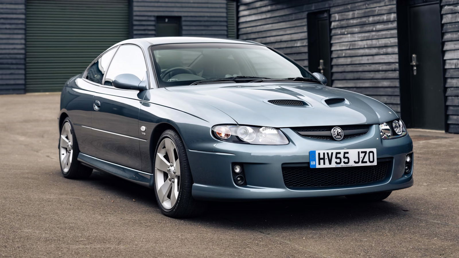 2005 Vauxhall Monaro, front