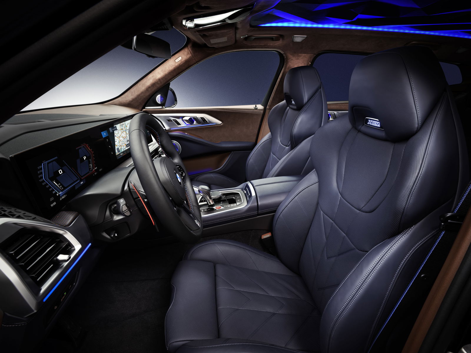 BMW XM Label - interior