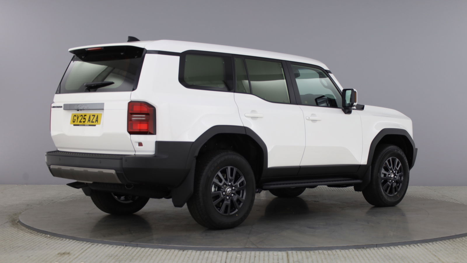 Toyota Land Cruiser Commercial - rear