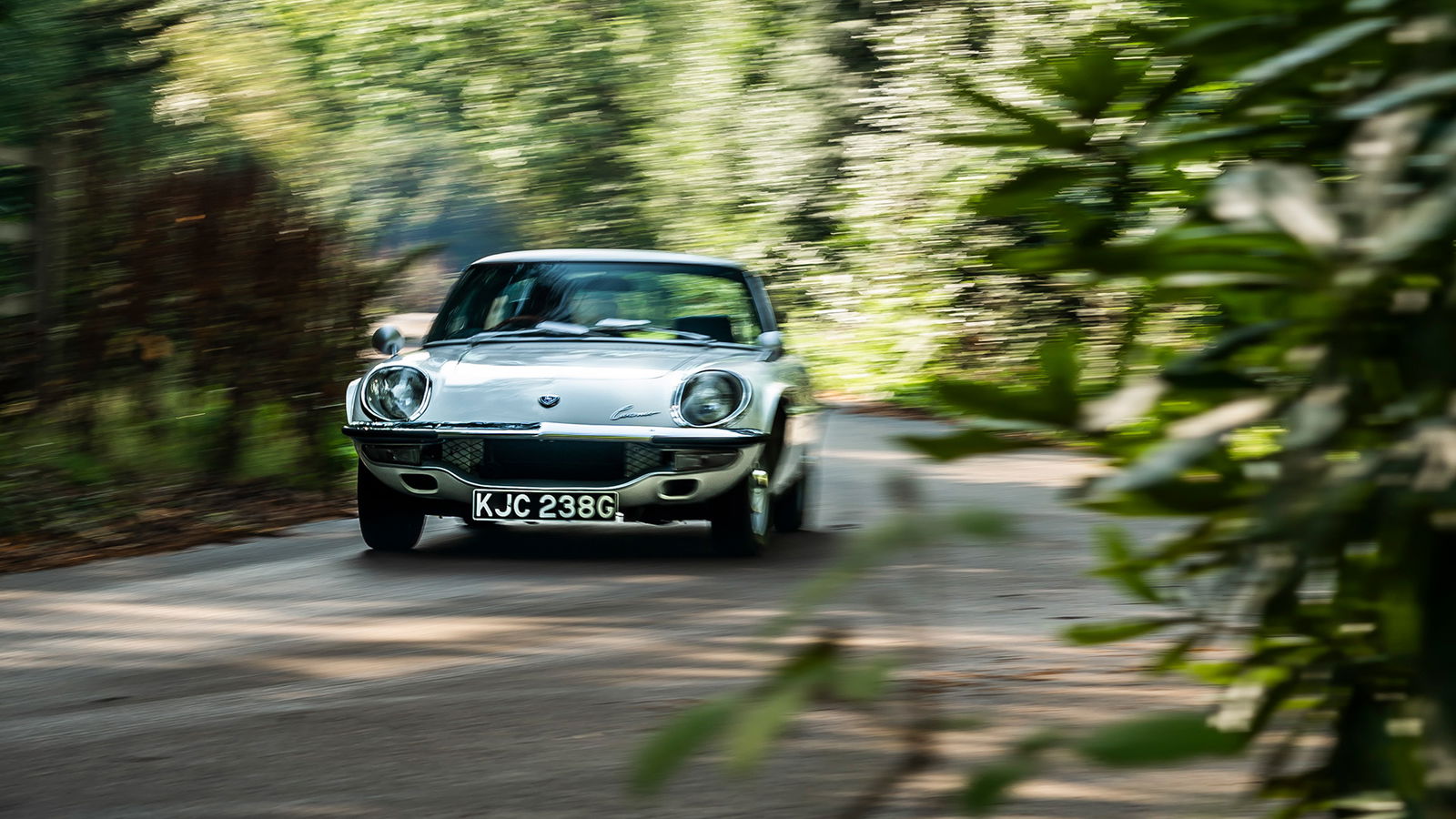 Mazda Cosmo Sport, front