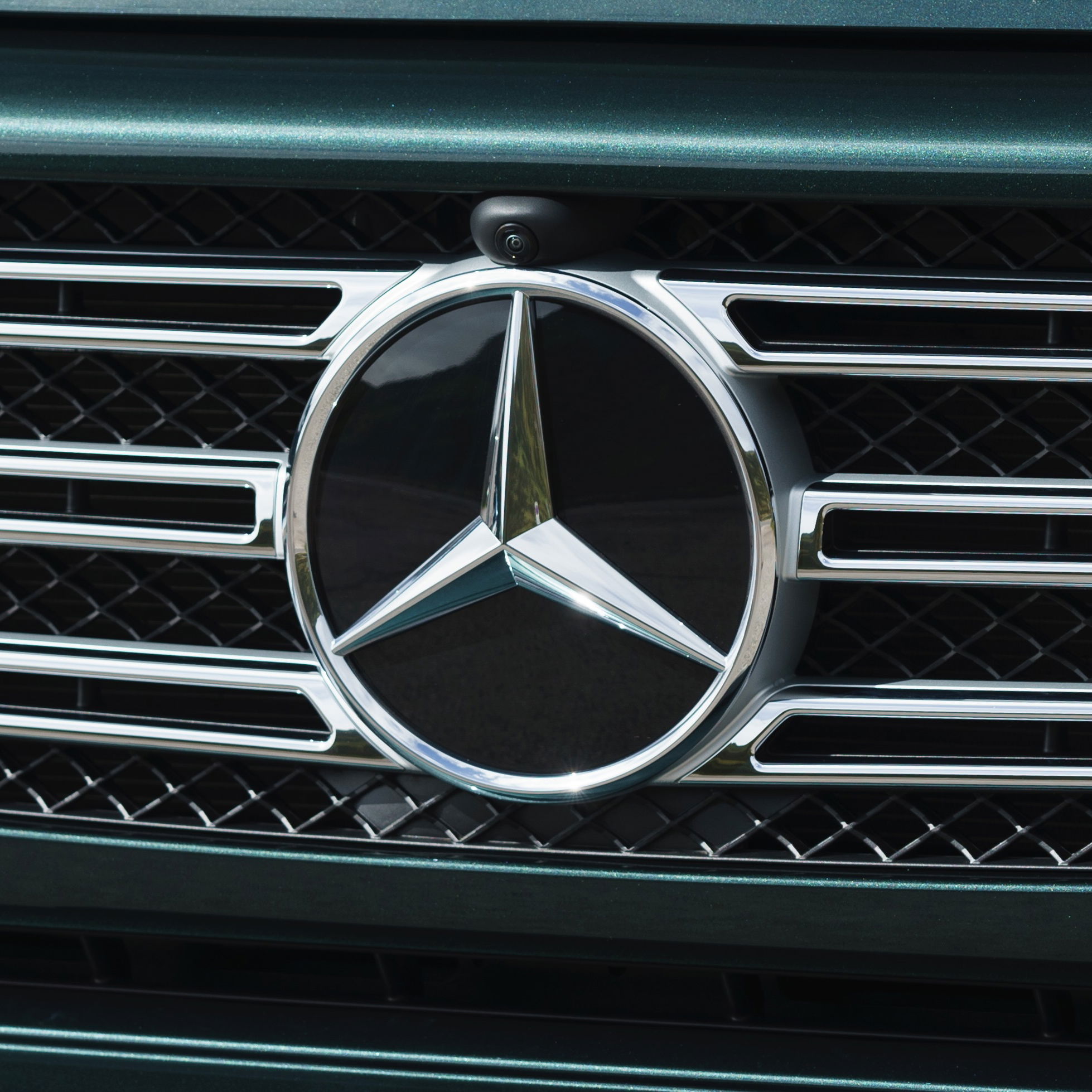 Current Mercedes-Benz logo