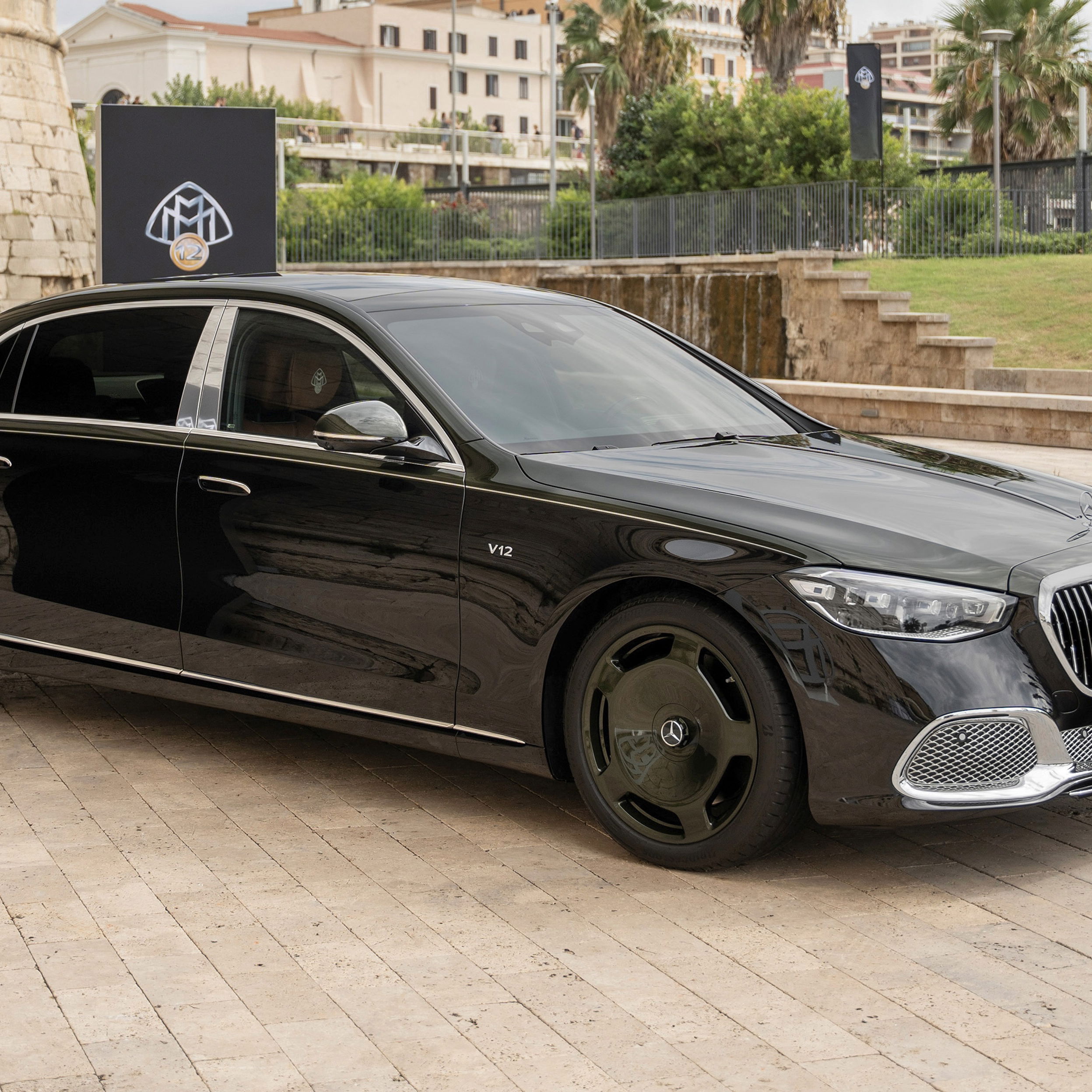 Mercedes-Maybach V12 Edition - front