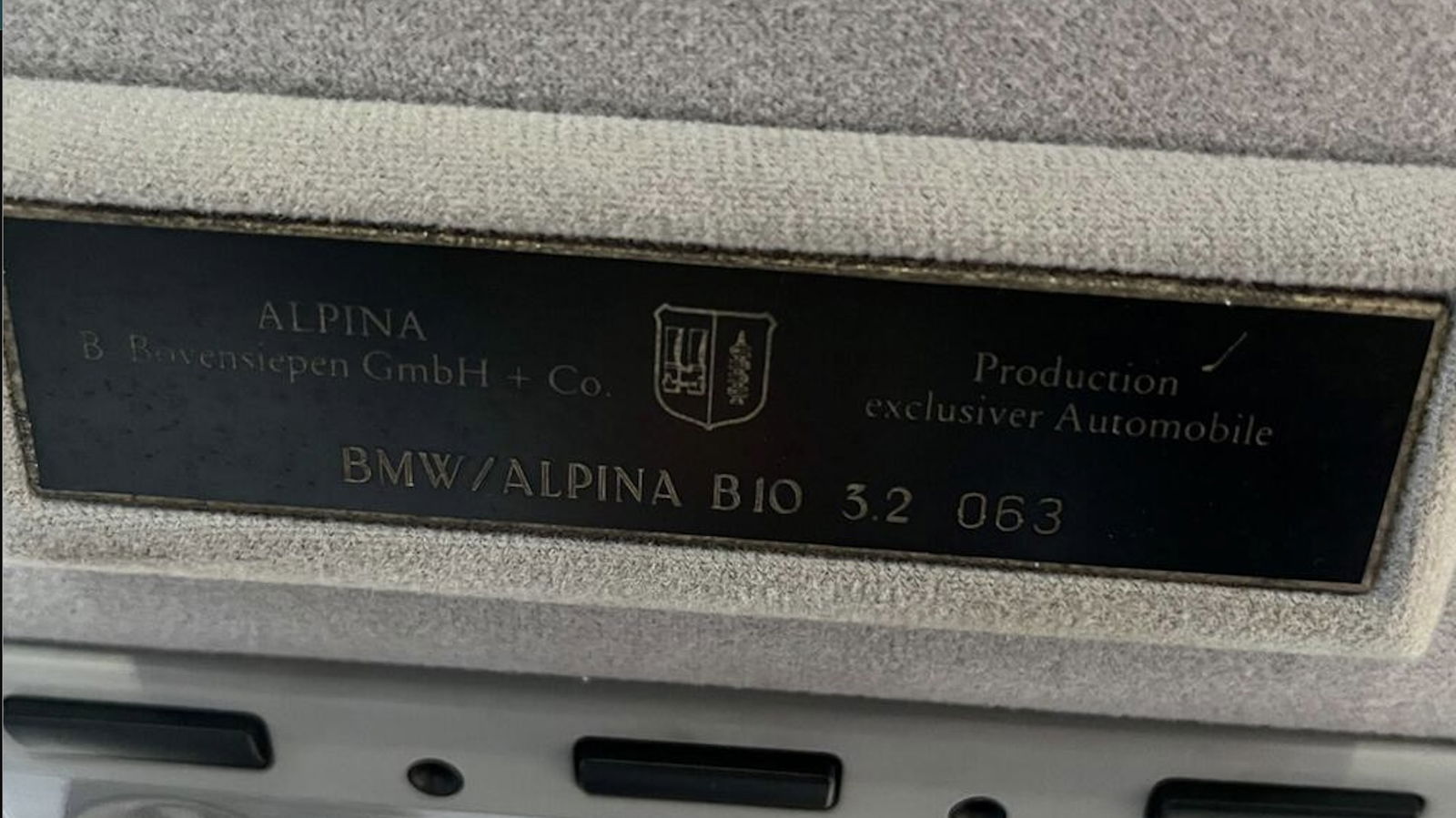 Alpina B10 3.2 - interior detail