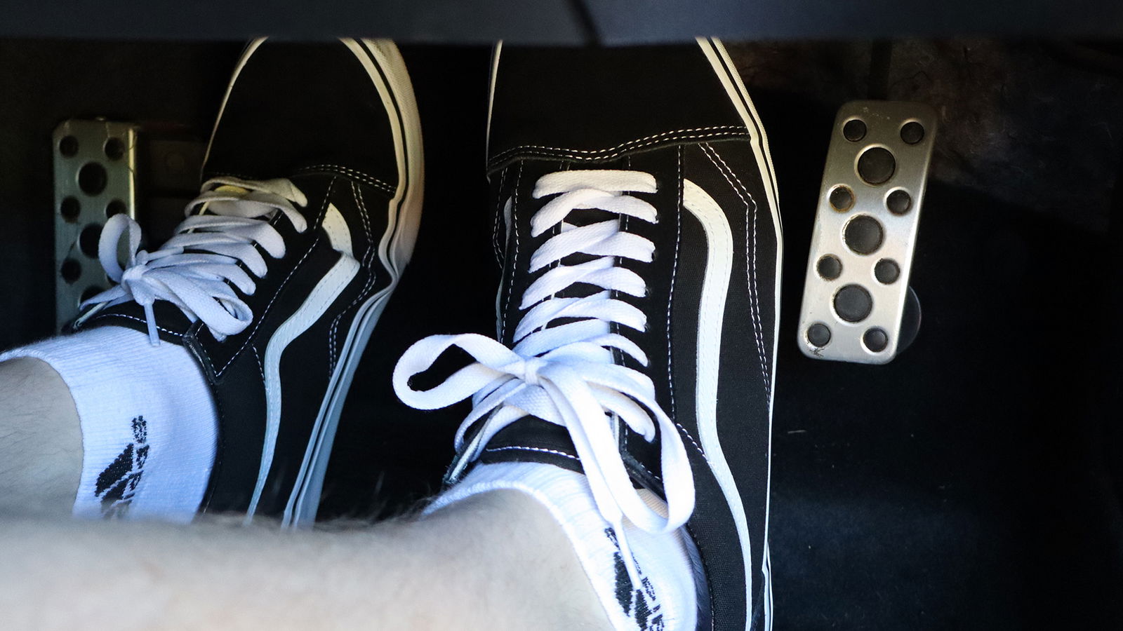 A Beginner’s Guide To Heel And Toe: How To Do It, And Why You Should Try It More