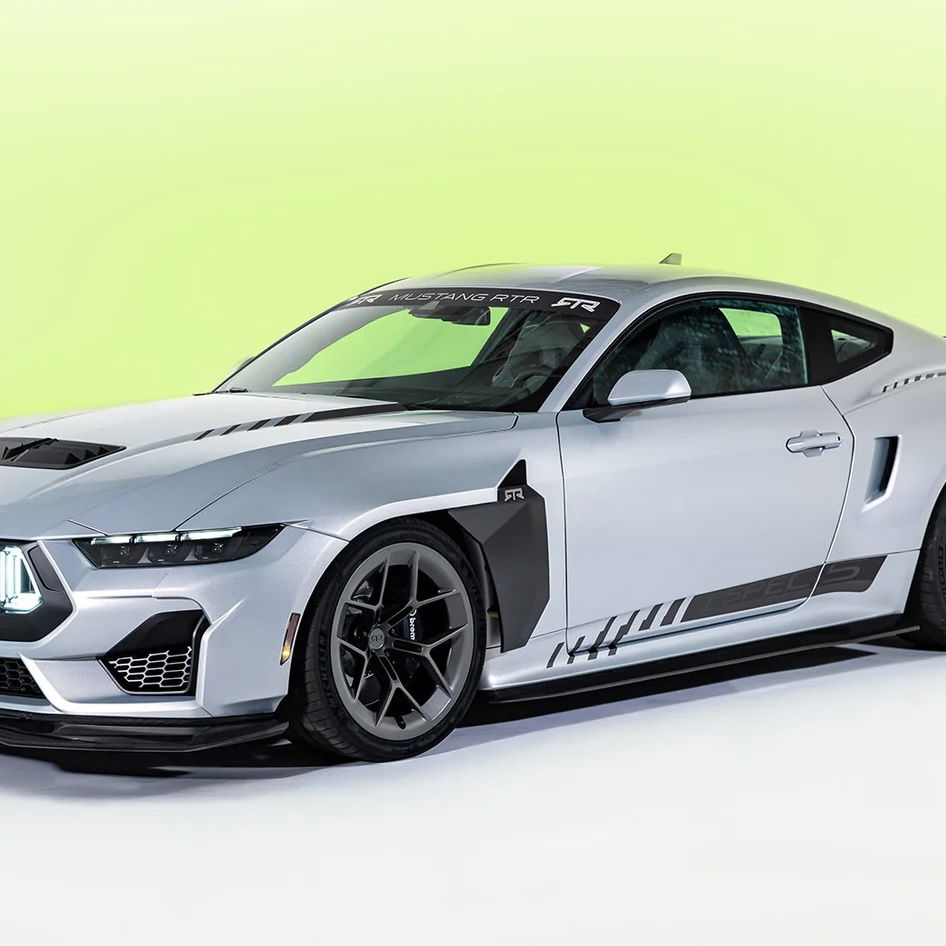 RTR Spec 5 Ford Mustang - front