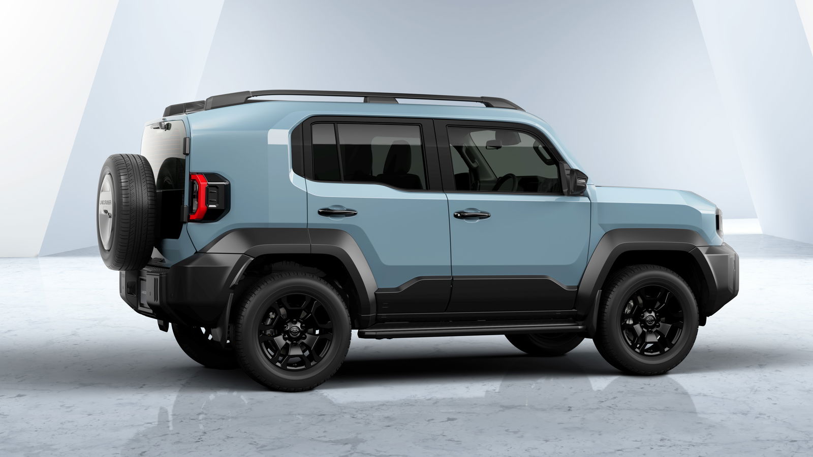 Toyota Land Cruiser FJ - rear