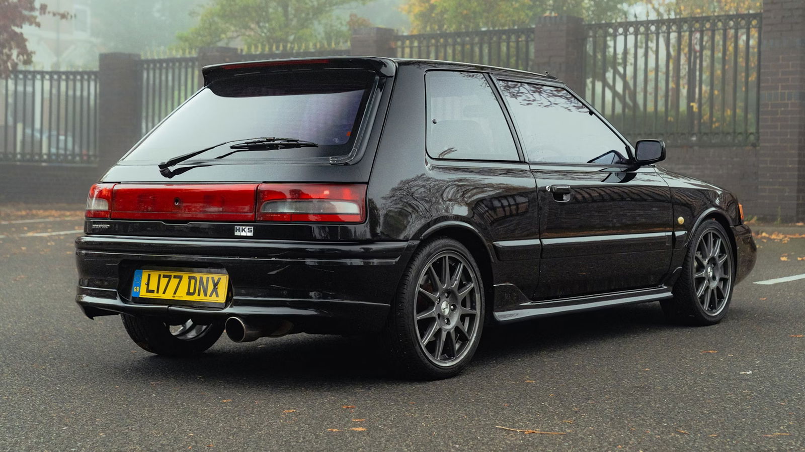 Mazda 323 GT-R, rear