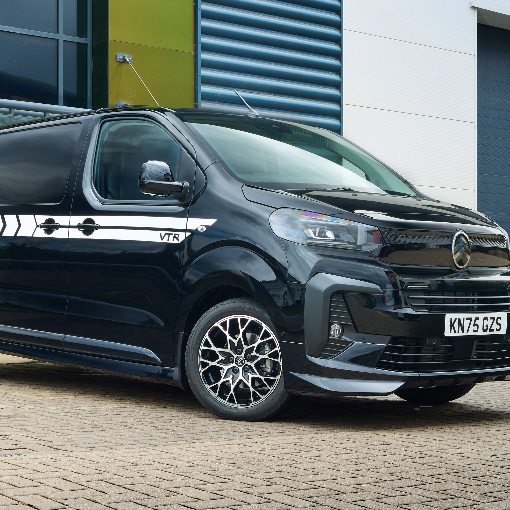 Citroen Dispatch VTR - front