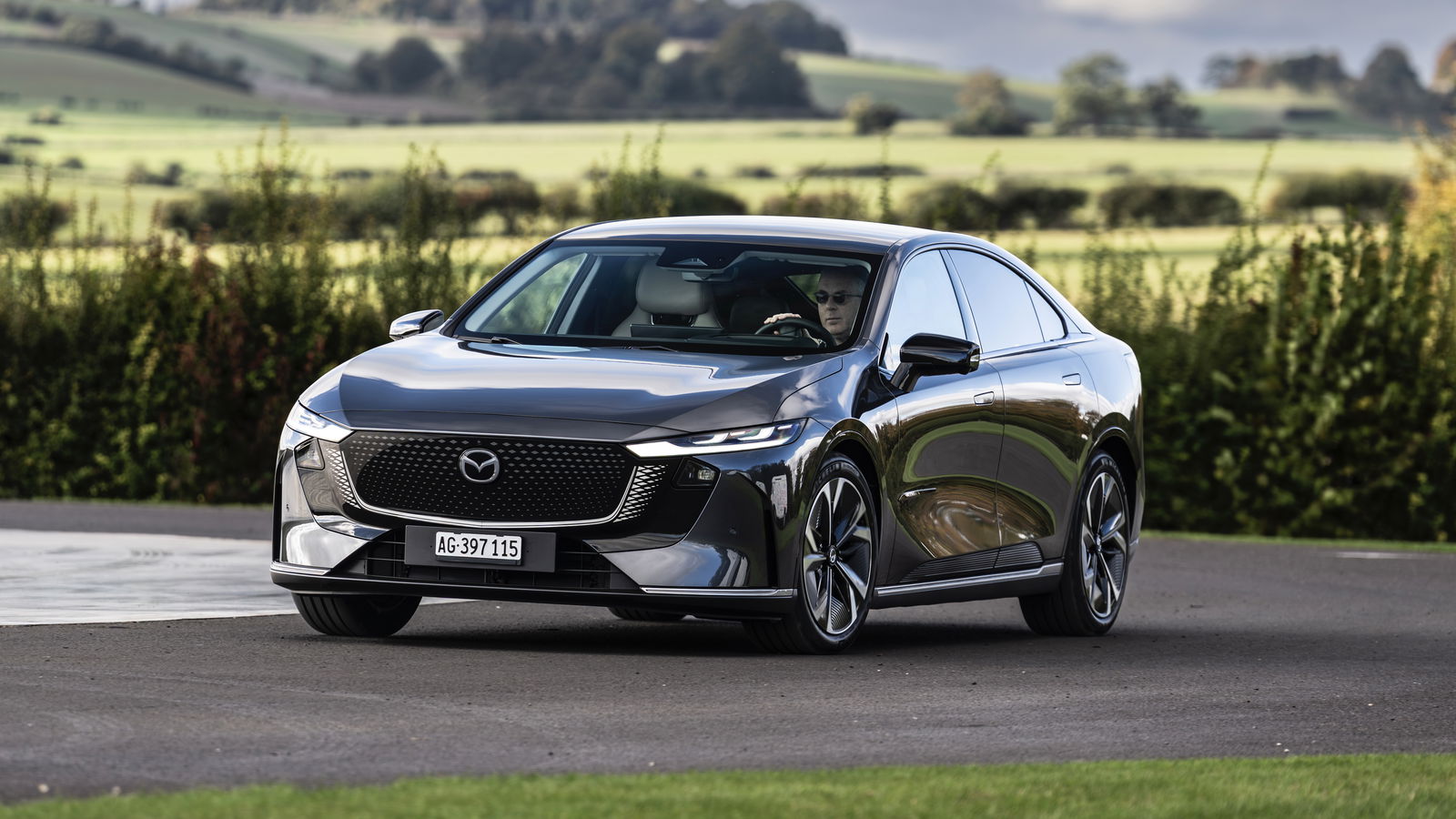 Mazda 6e - front, driving