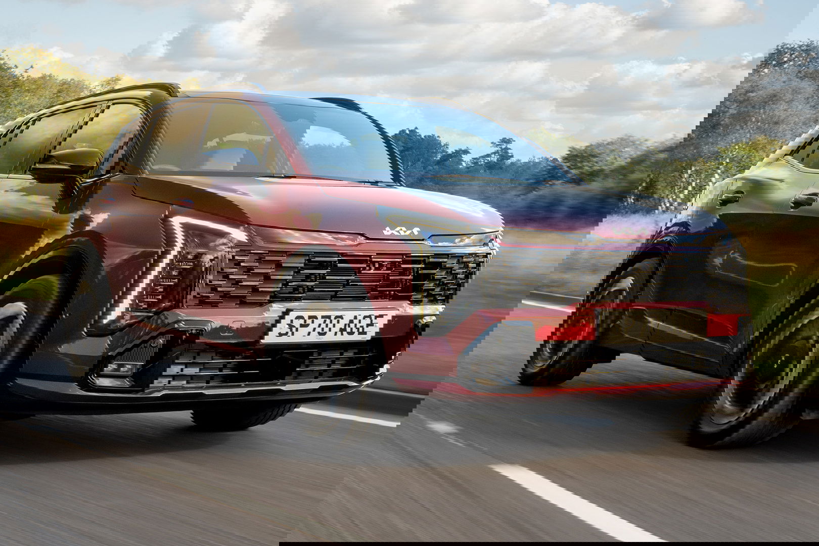 2025 Kia Sportage, front