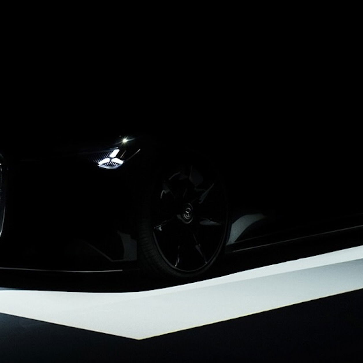 Mercedes teaser