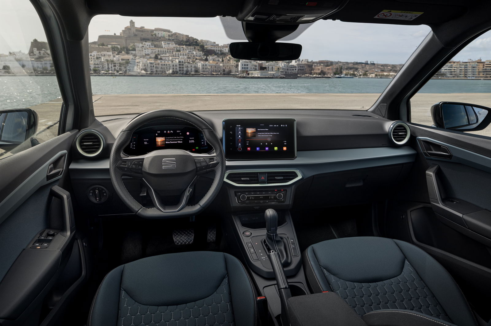 2026 Seat Arona - interior