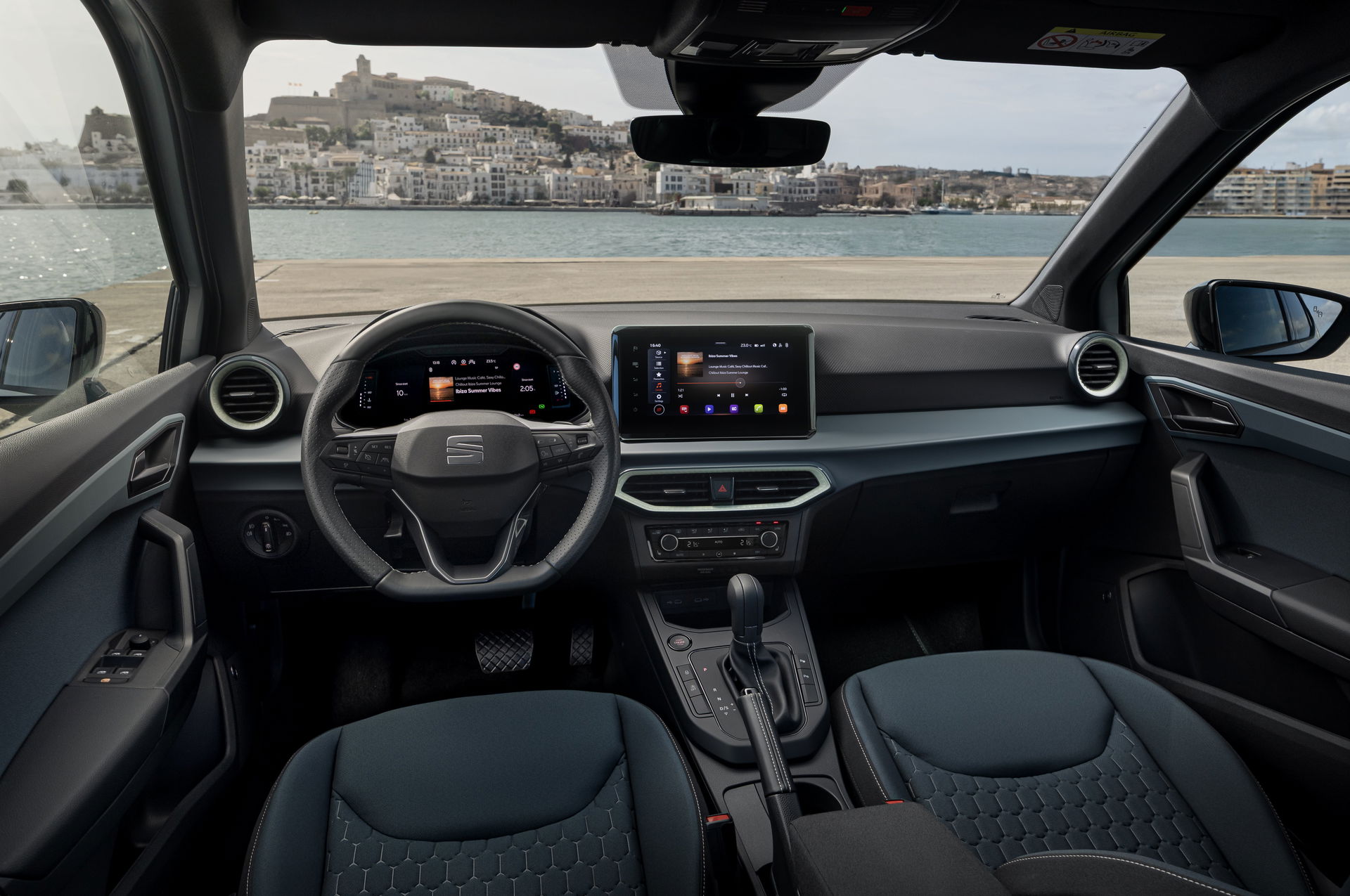 2026 Seat Arona - interior