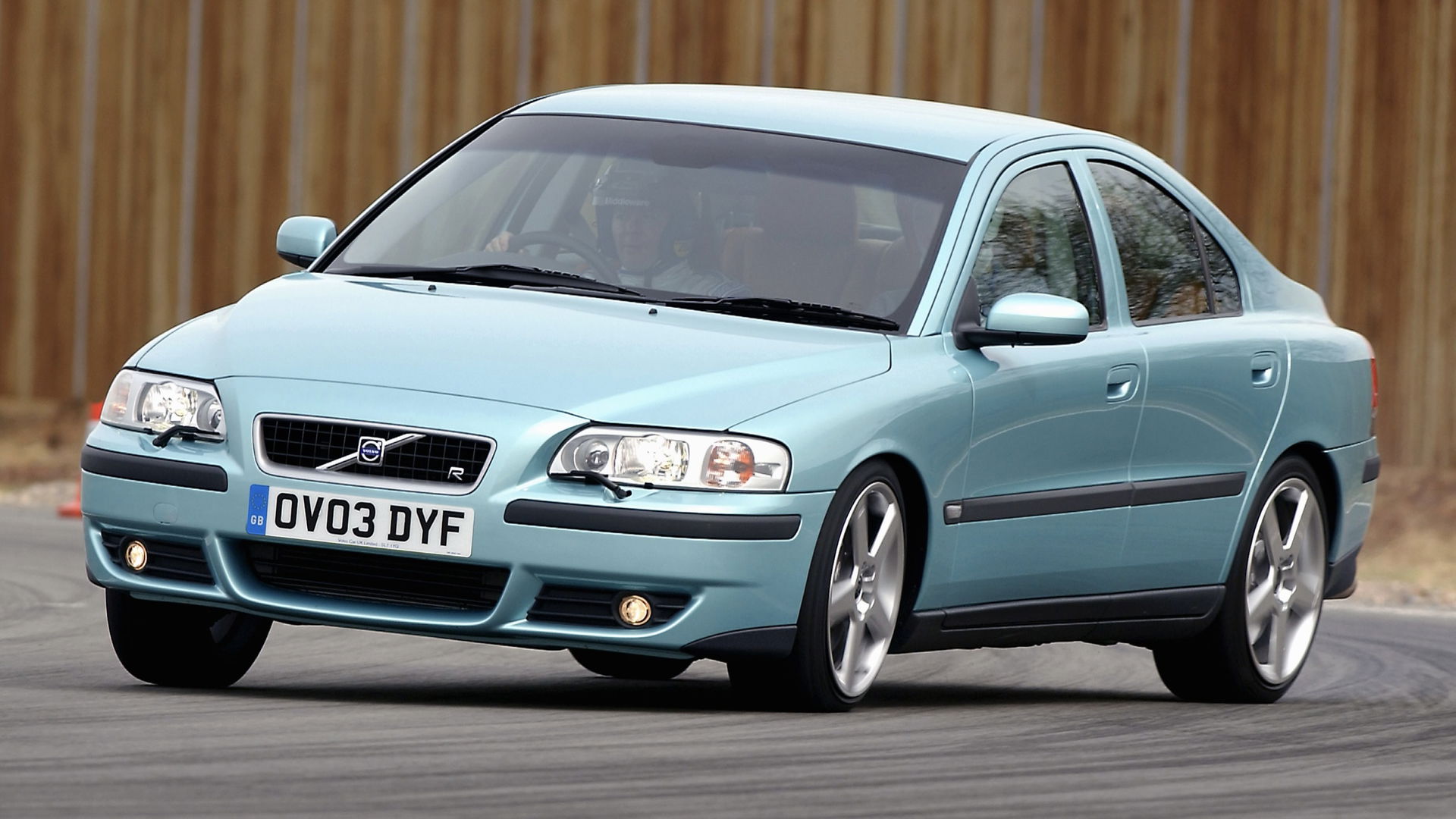 Volvo S60 R