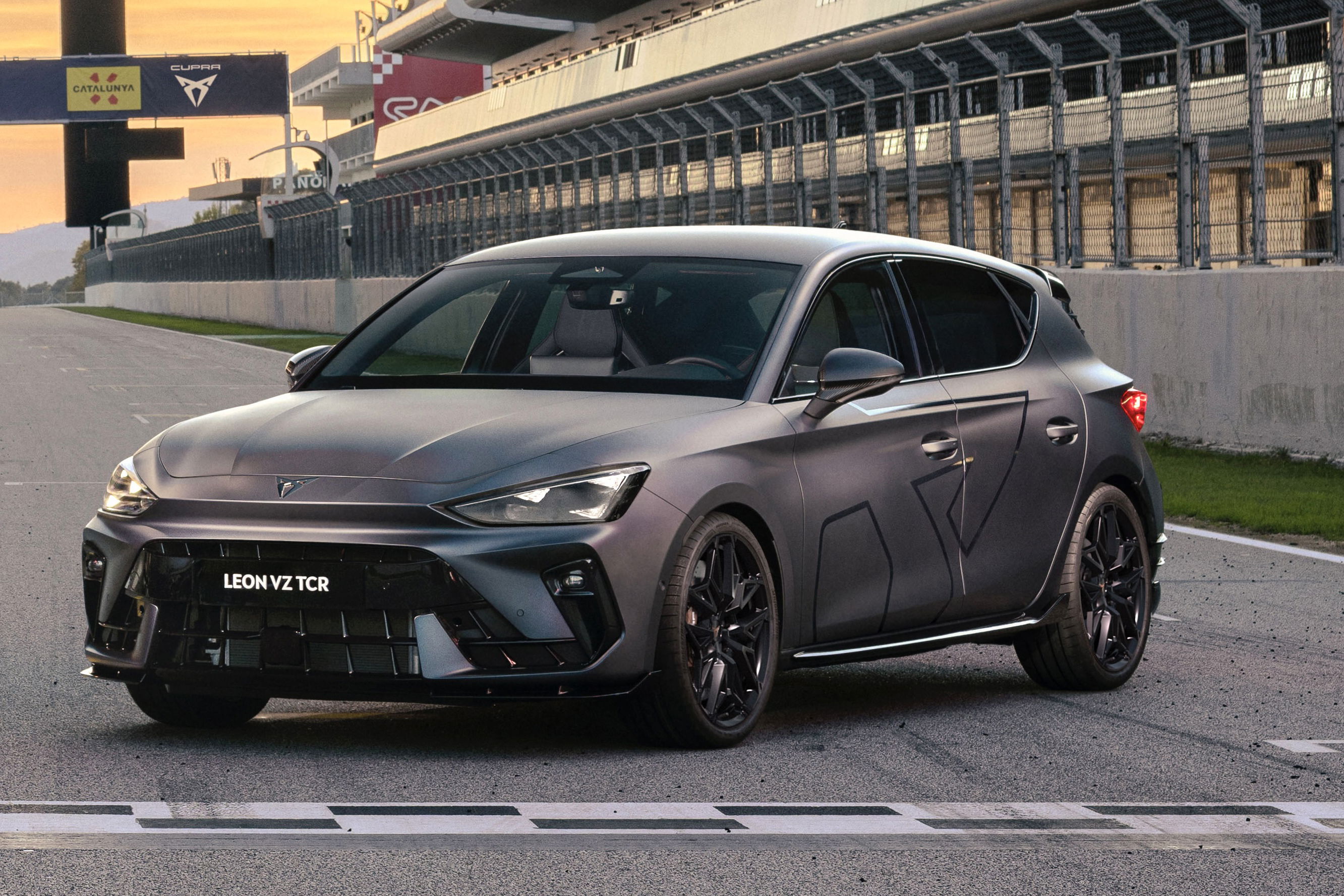 Cupra Leon VZ TCR - front