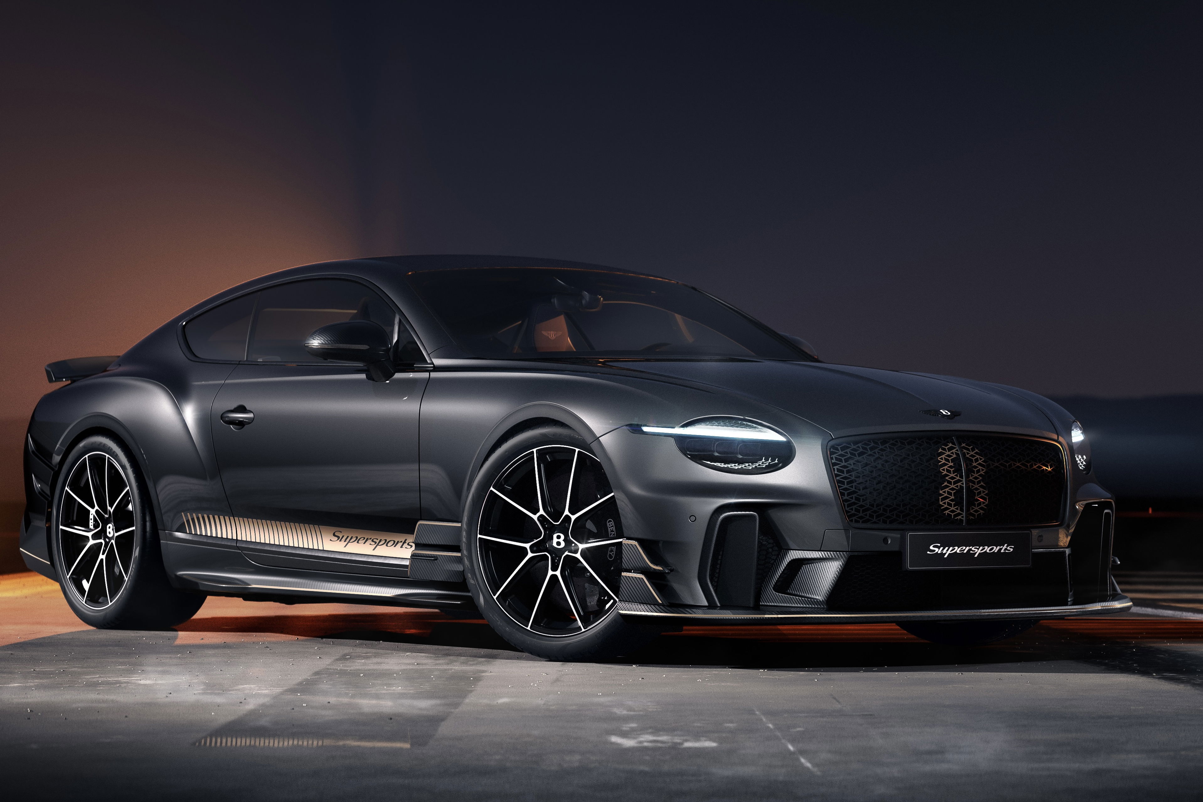 Bentley Continental Supersports - front