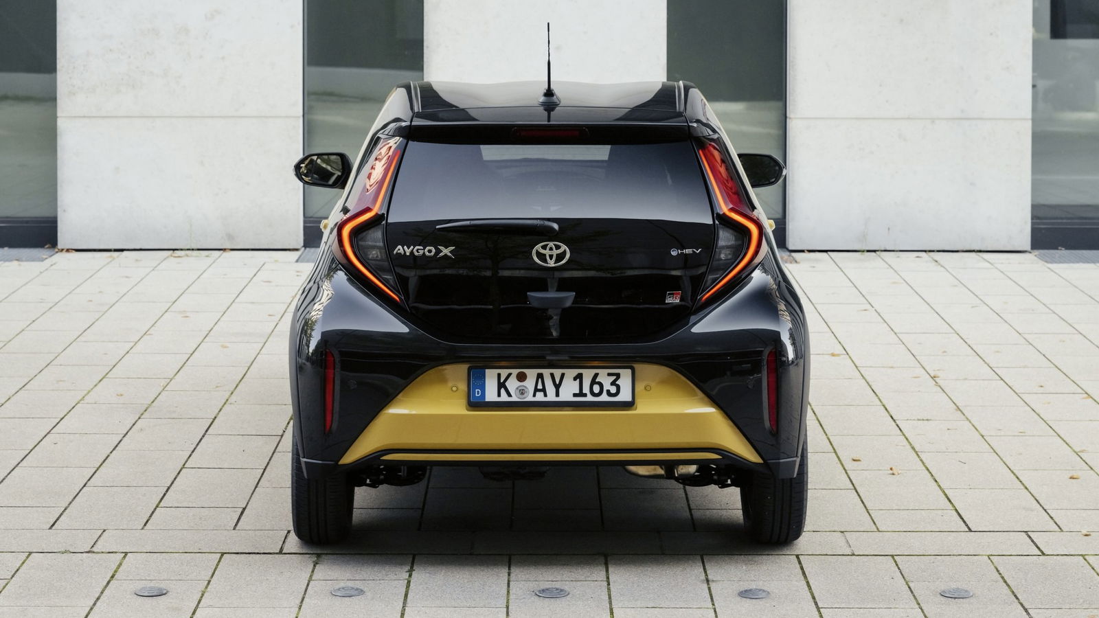 Toyota Aygo X Hybrid GR Sport - rear