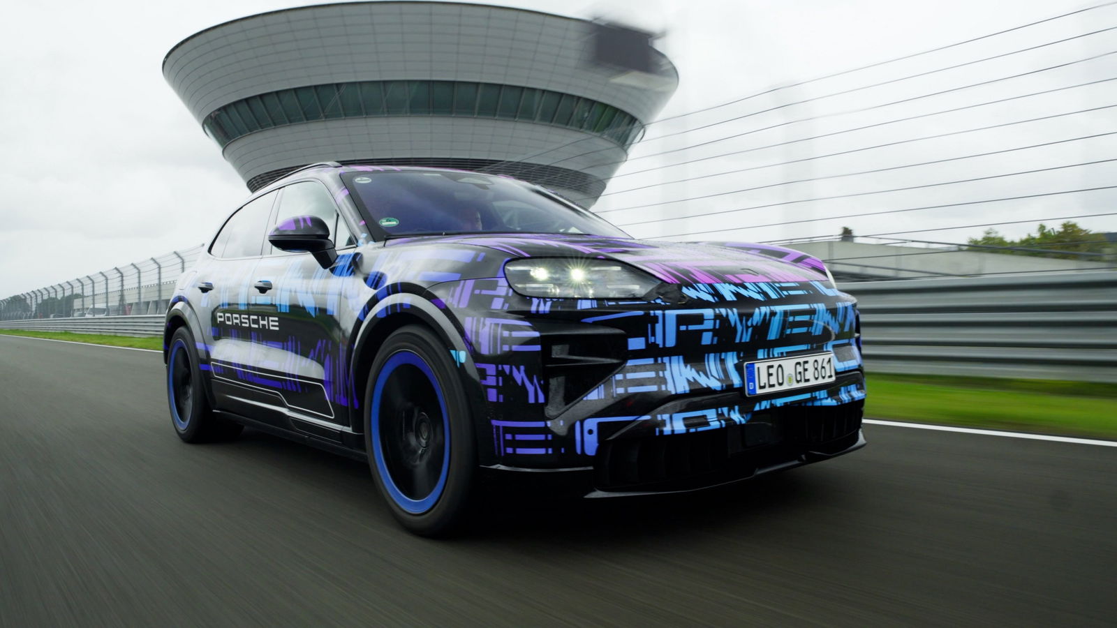 Porsche Cayenne EV prototype - front