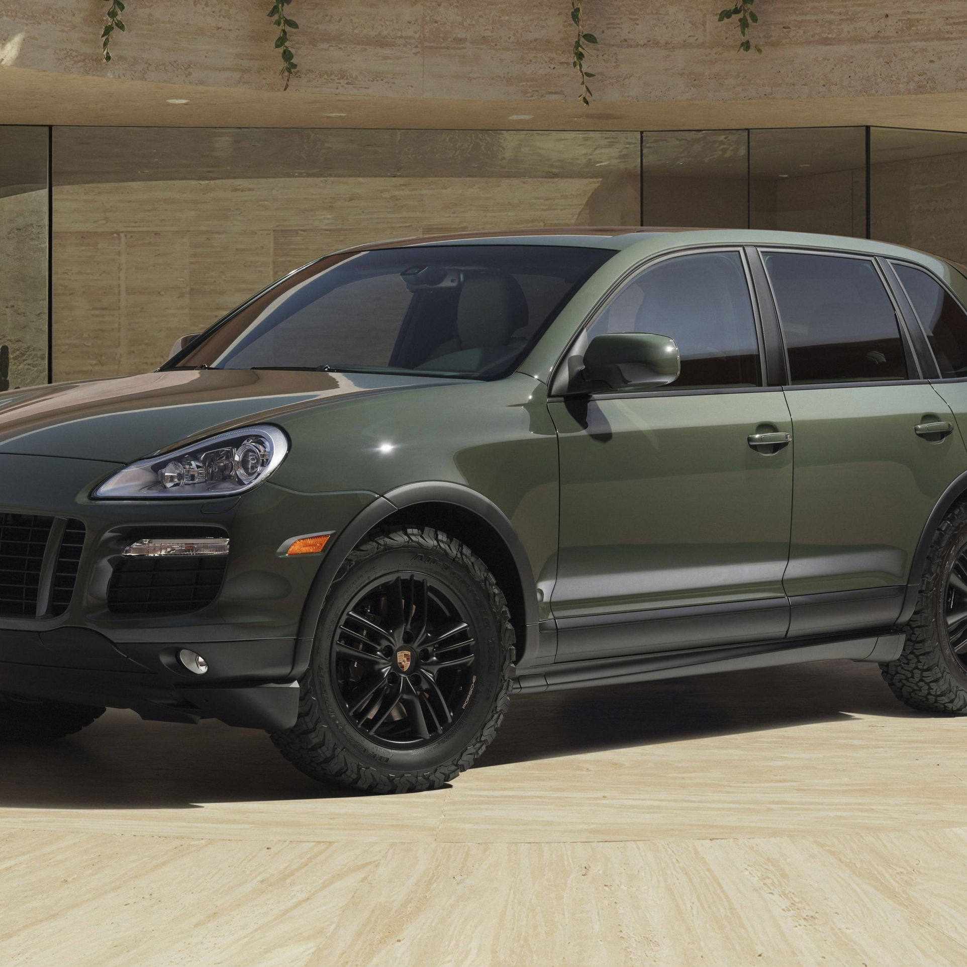 Sonderwunsch-restored Porsche Cayenne GTS - front