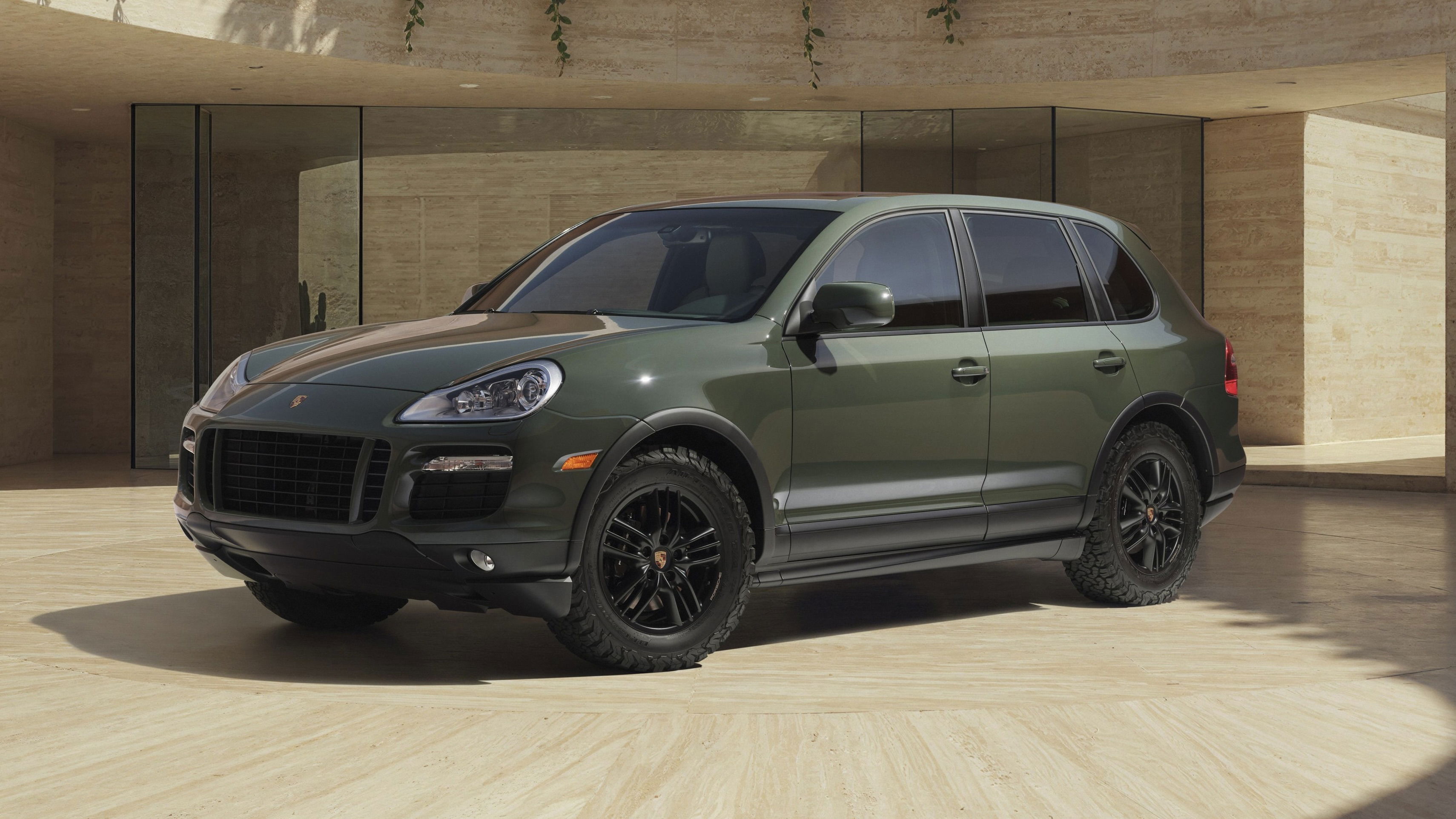 Sonderwunsch-restored Porsche Cayenne GTS - front