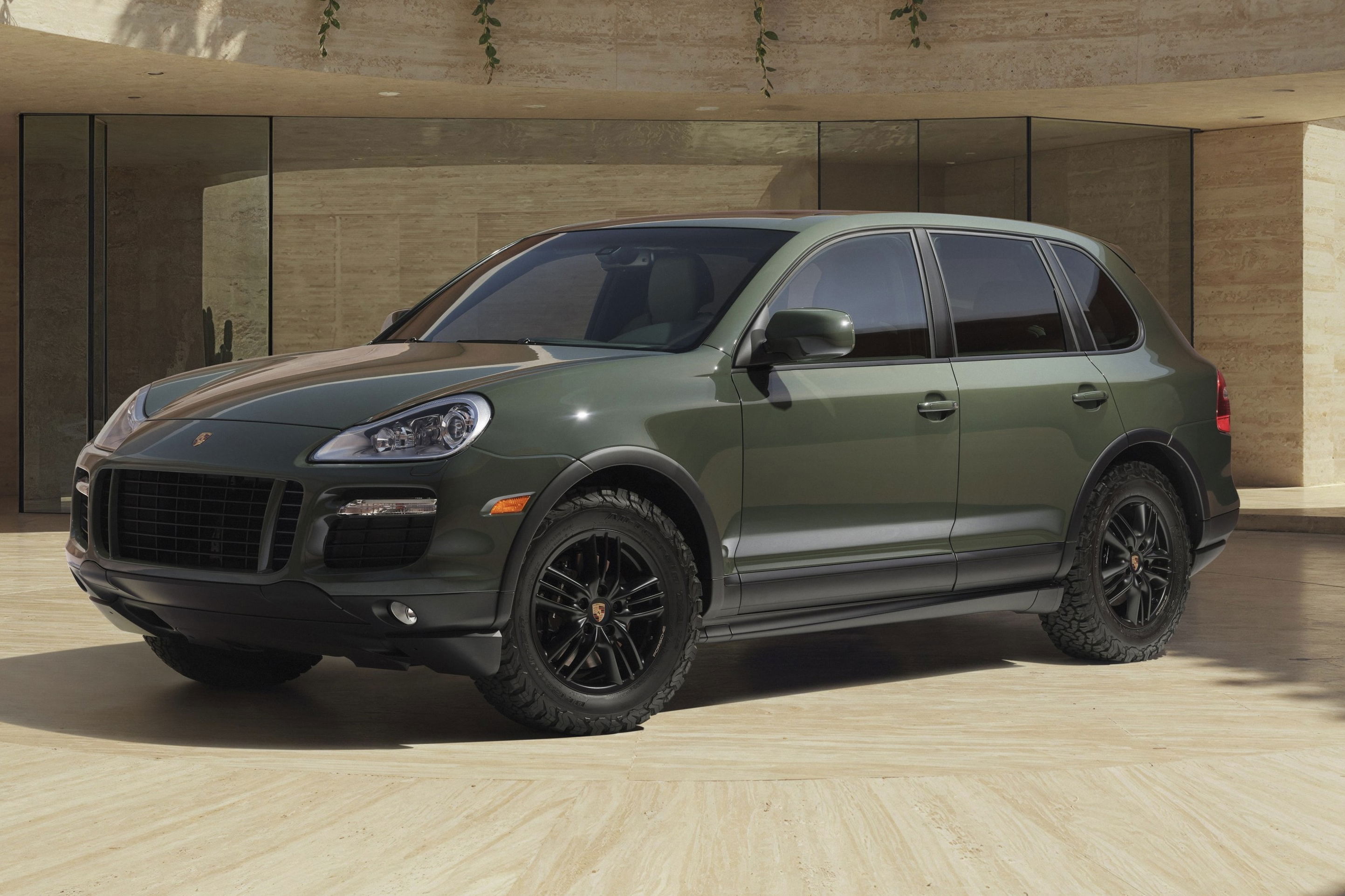 Sonderwunsch-restored Porsche Cayenne GTS - front