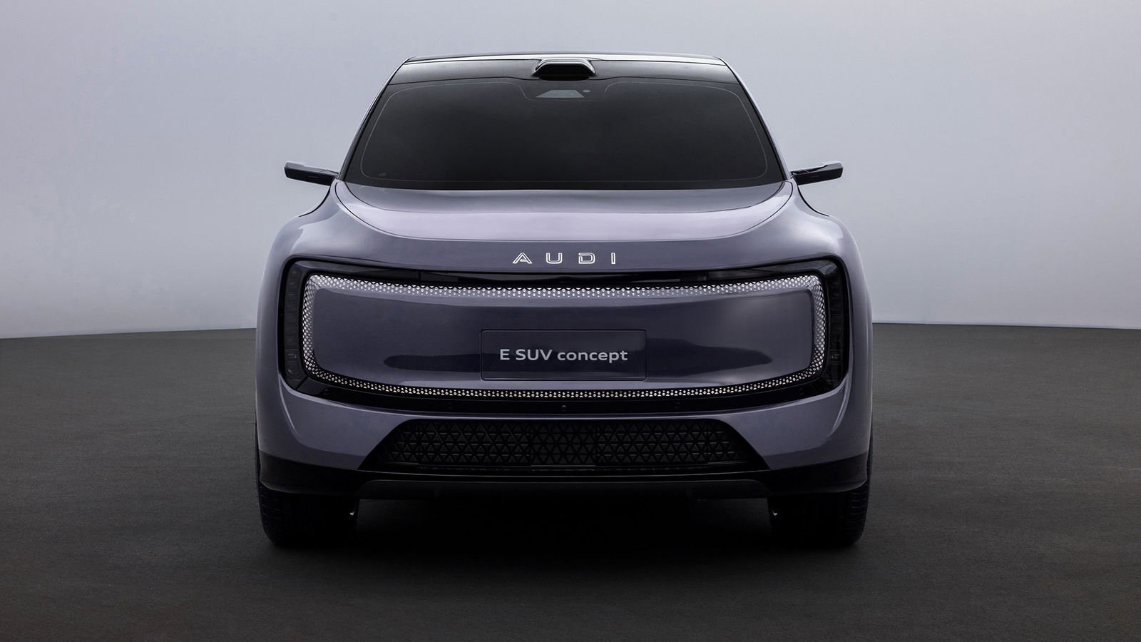 AUDI E SUV Concept, front