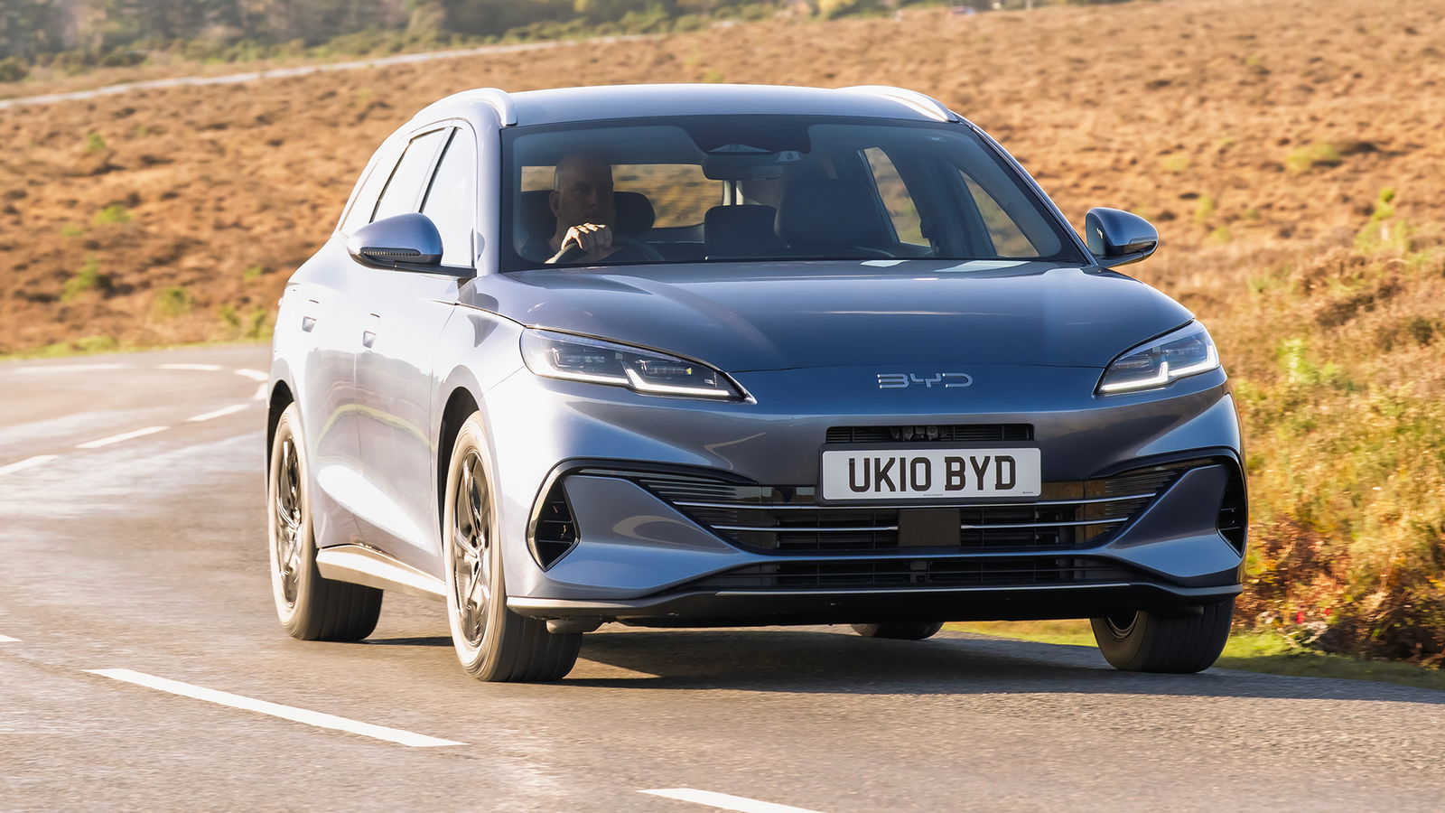 BYD Seal 6 Touring, front