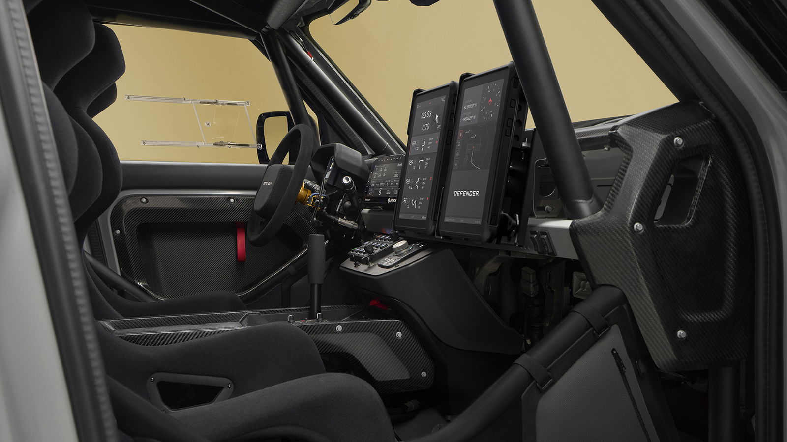 Defender Dakar D7X-R, interior