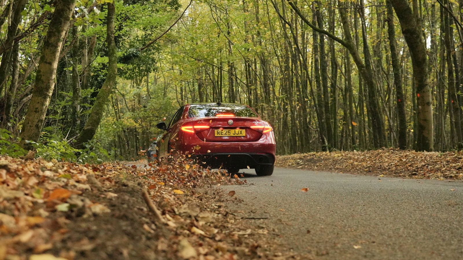 Alfa Romeo Giulia Intensa Fly-By Rear