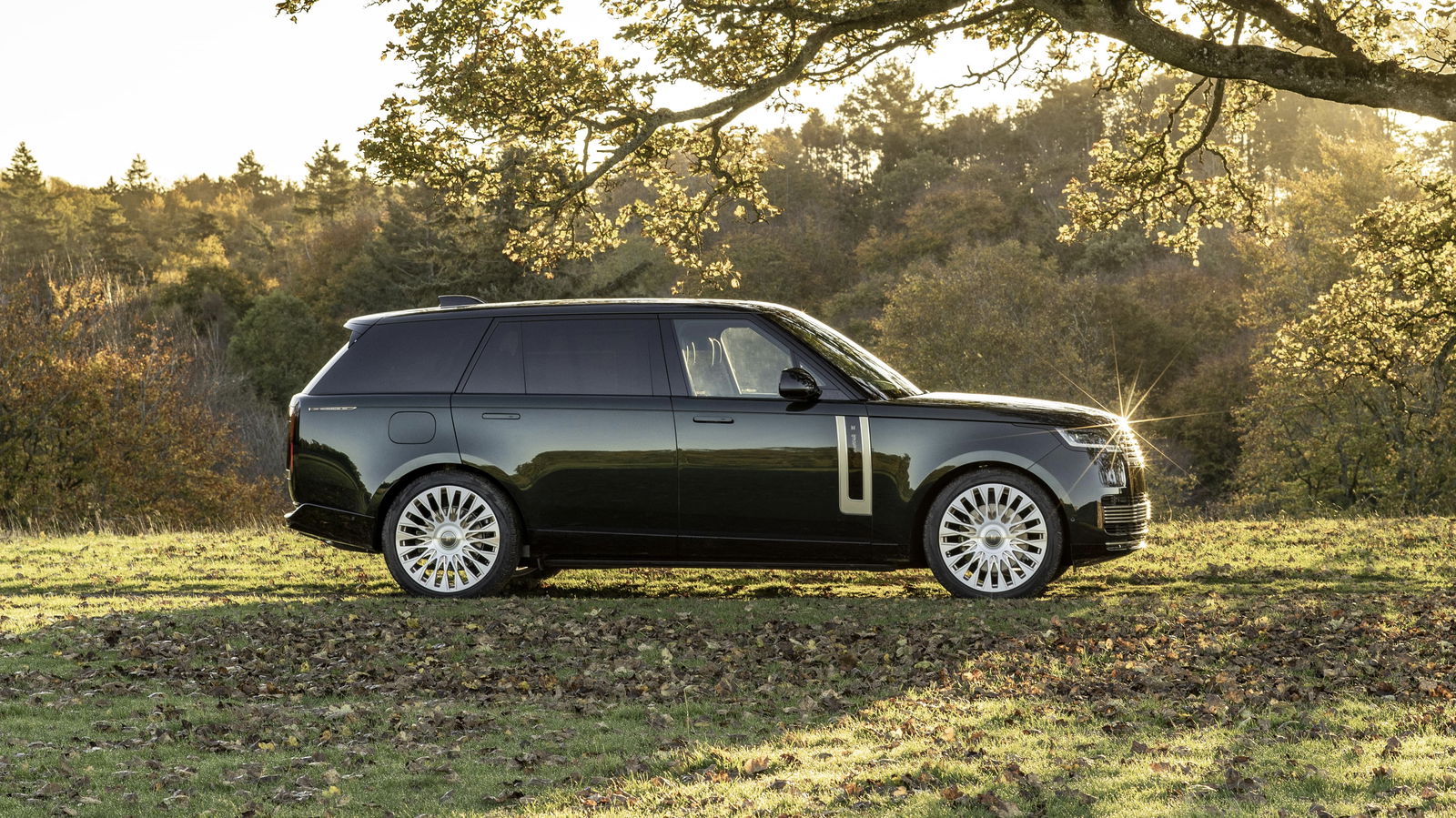 Range Rover Holland & Holland Edition by Overfinch - side
